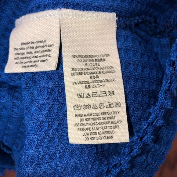 We The Free Cobalt Blue Waffle Split Neck Raw Hem Long Bell Sleeve Top Medium - Picture 10 of 11